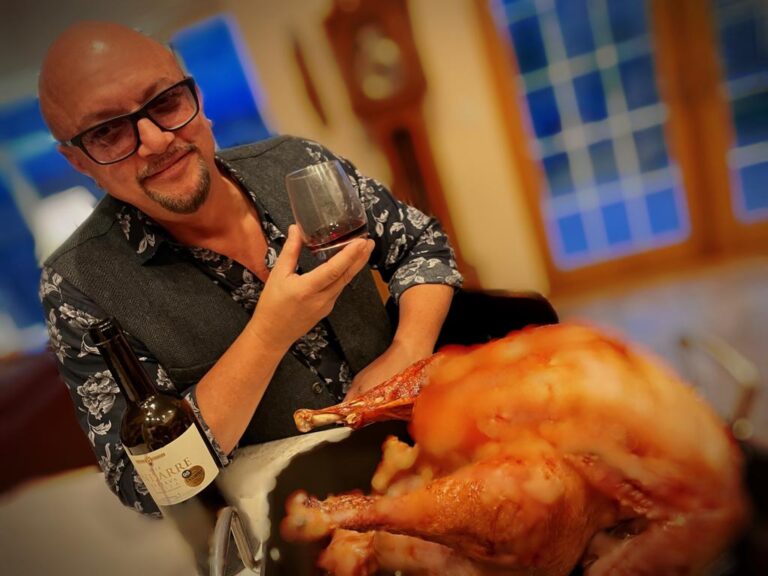 geoff-with-thanksgiving-turkey